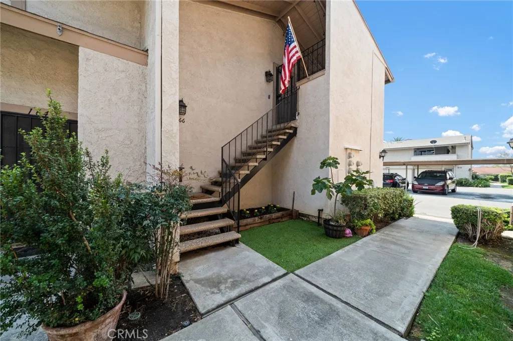 Placentia, CA 92870,166 Southampton Way #21