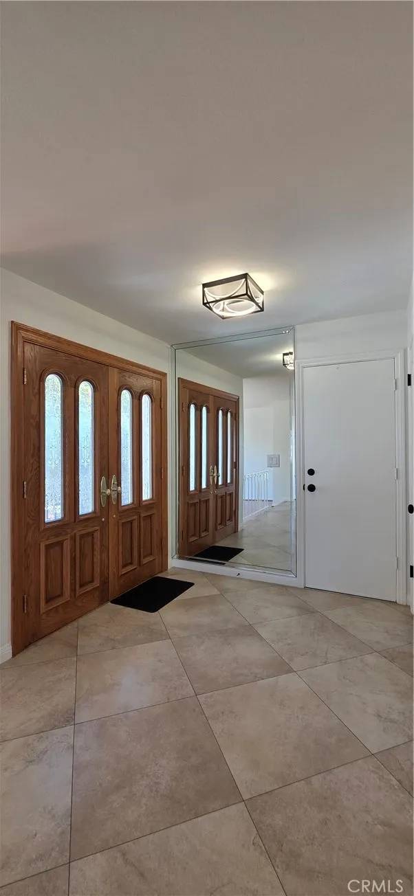 La Palma, CA 90623,5201 La Luna Drive