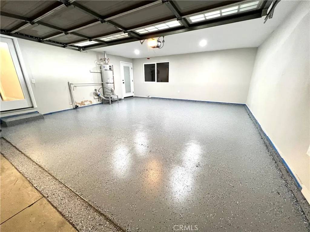 Huntington Beach, CA 92647,15061 Columbia Lane