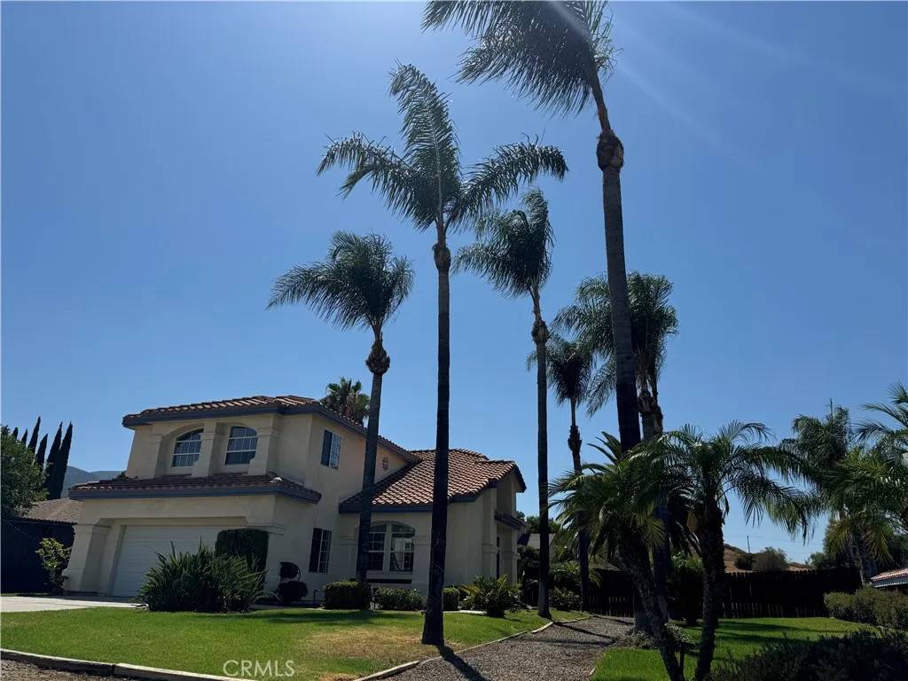Corona, CA 92881,3580 Shannon St