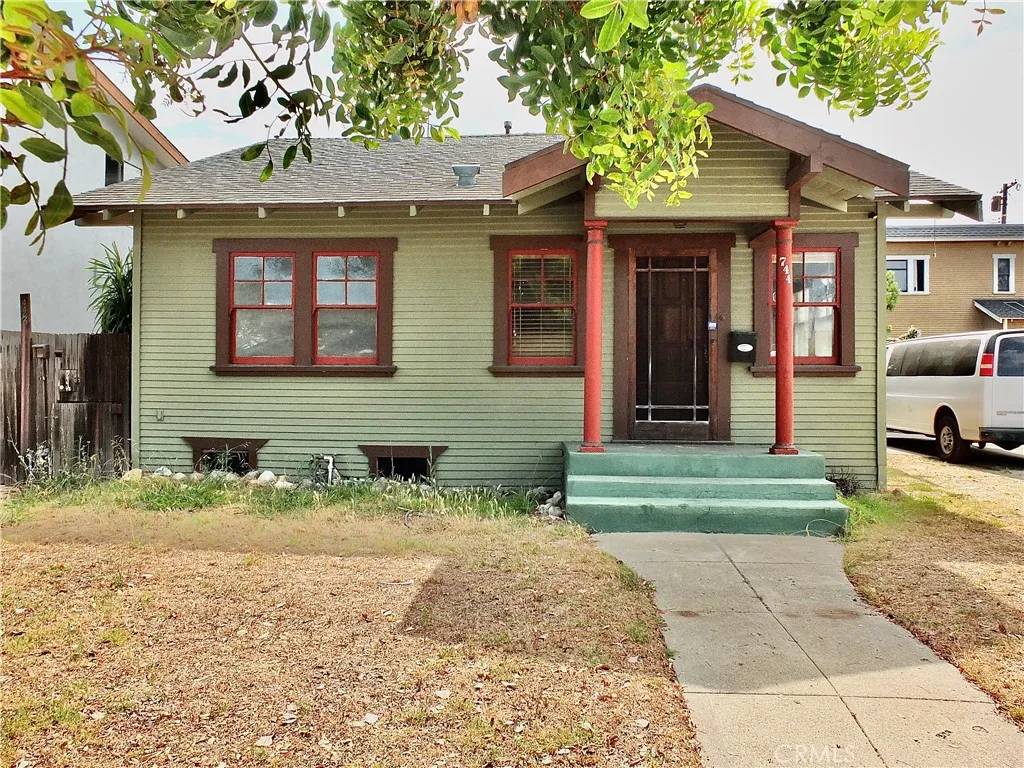 Long Beach, CA 90804,744 Gladys Avenue