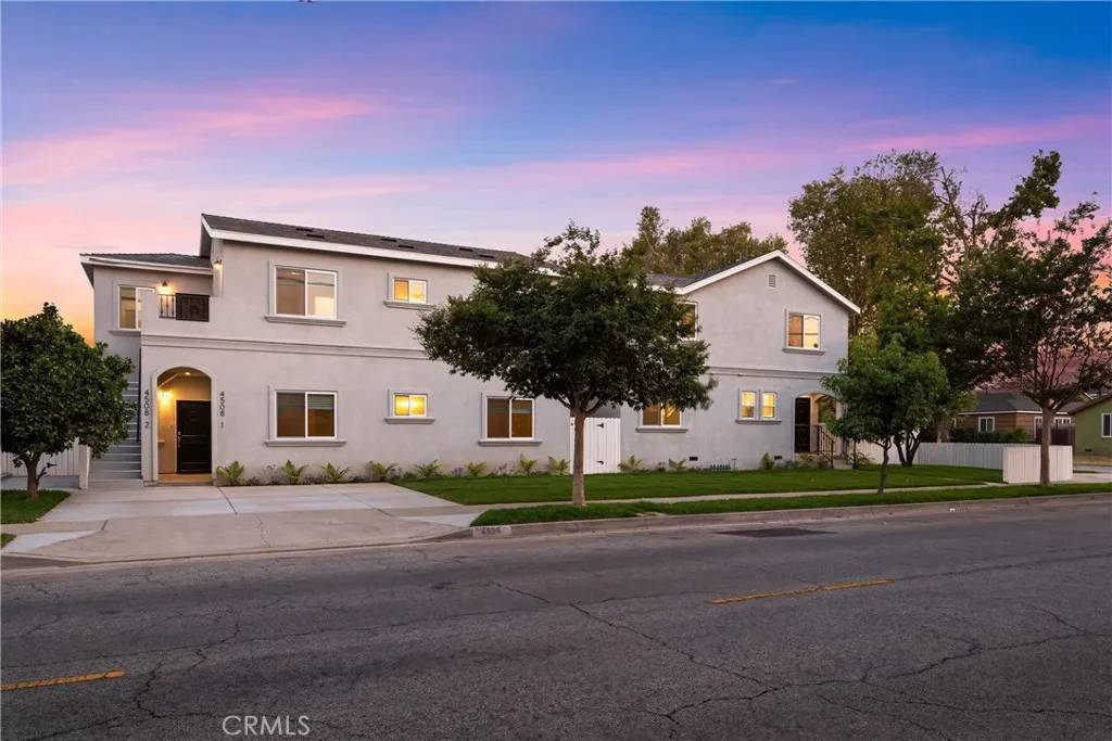 Lakewood, CA 90712,4506 Hedda Street