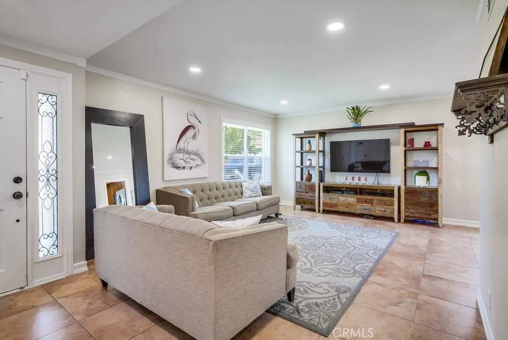 Yorba Linda, CA 92886,5952 Brookmont Drive