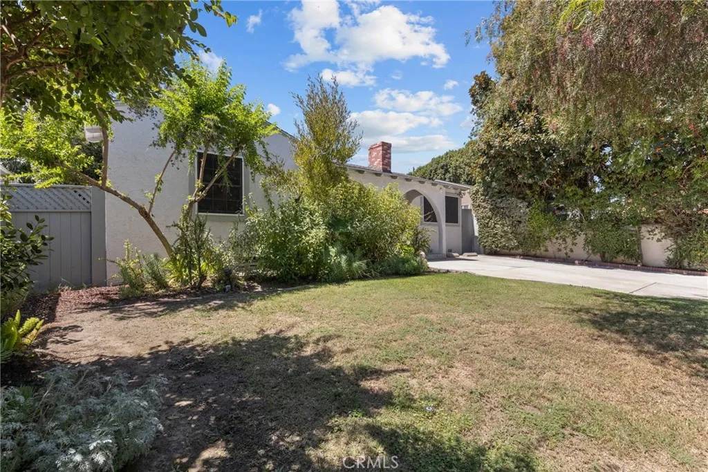 North Hollywood, CA 91601,5835 Denny Avenue