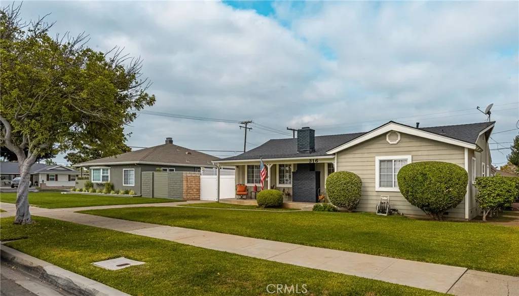 Orange, CA 92866,316 N Shattuck Place