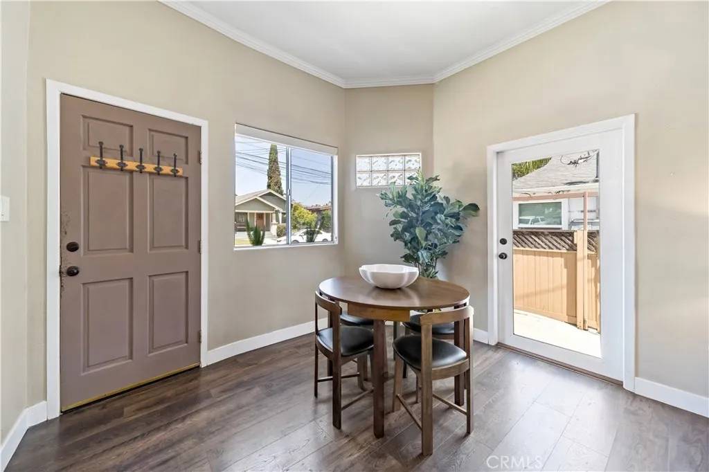 Long Beach, CA 90804,4116 E 14th Street