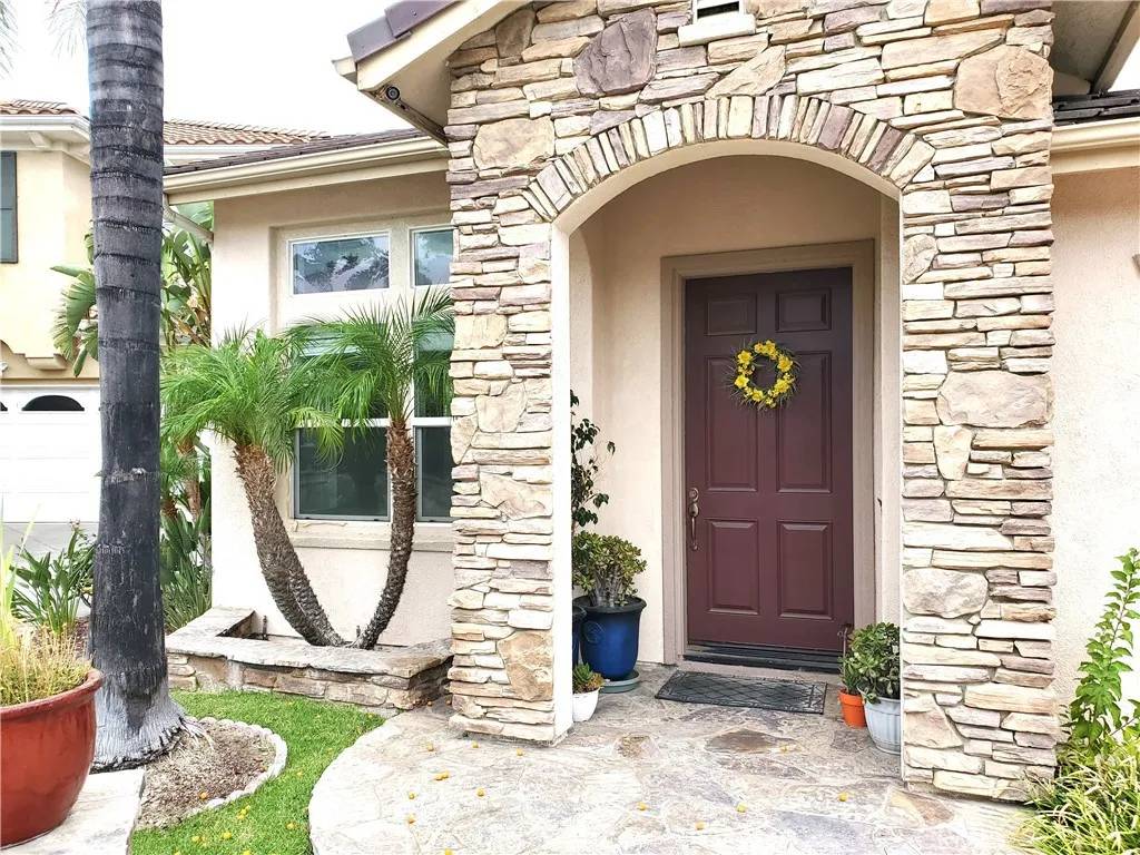 Castaic, CA 91384,30160 Holmby Court