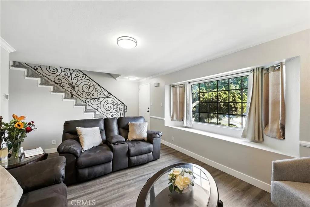 La Habra, CA 90631,405 W Mountain View Avenue #13