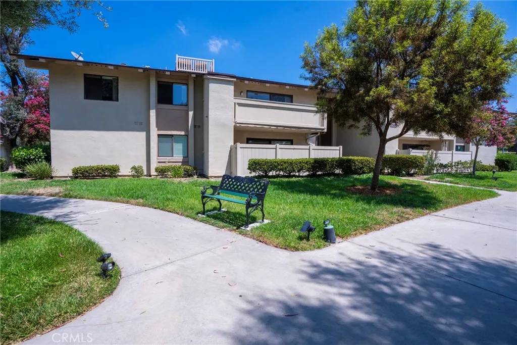 La Mirada, CA 90638,13624 La Jolla Circle #F