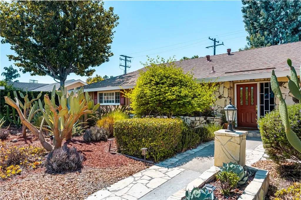 Anaheim, CA 92801,609 N Dwyer Drive