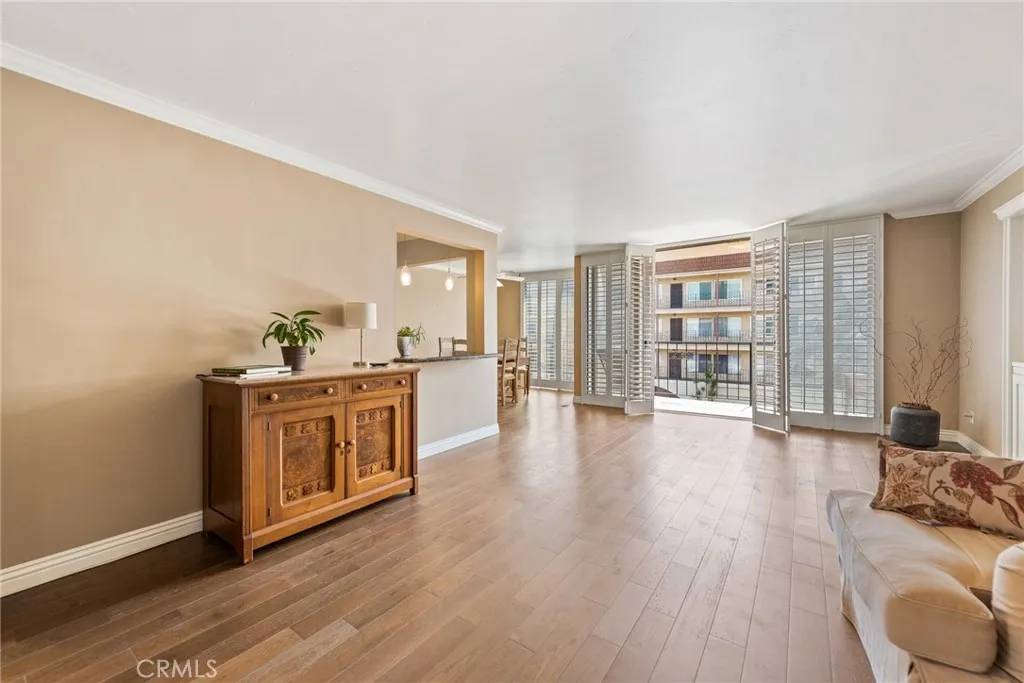 Long Beach, CA 90803,2772 E 2nd Street #A2