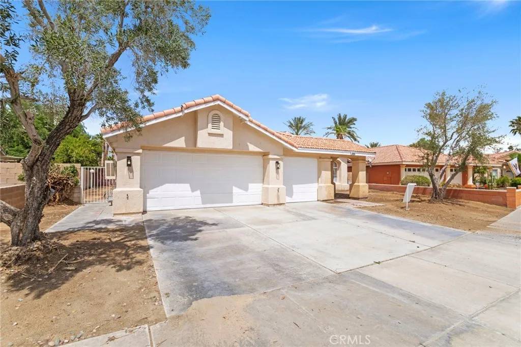 Cathedral City, CA 92234,69946 NorthHampton Avenue