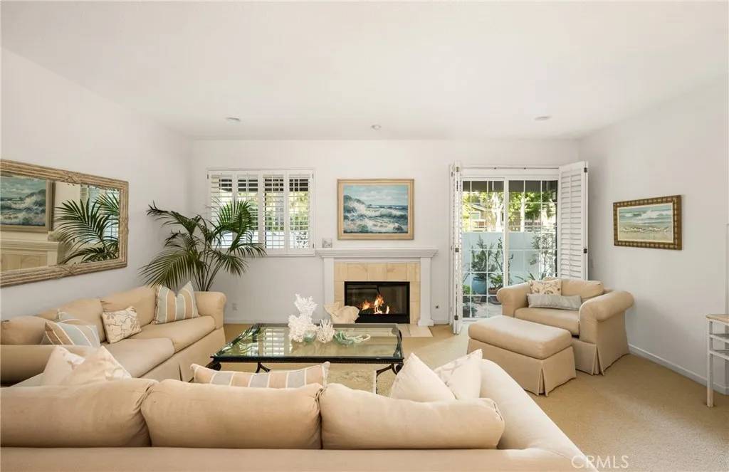 Huntington Beach, CA 92648,19412 Pompano Lane #106