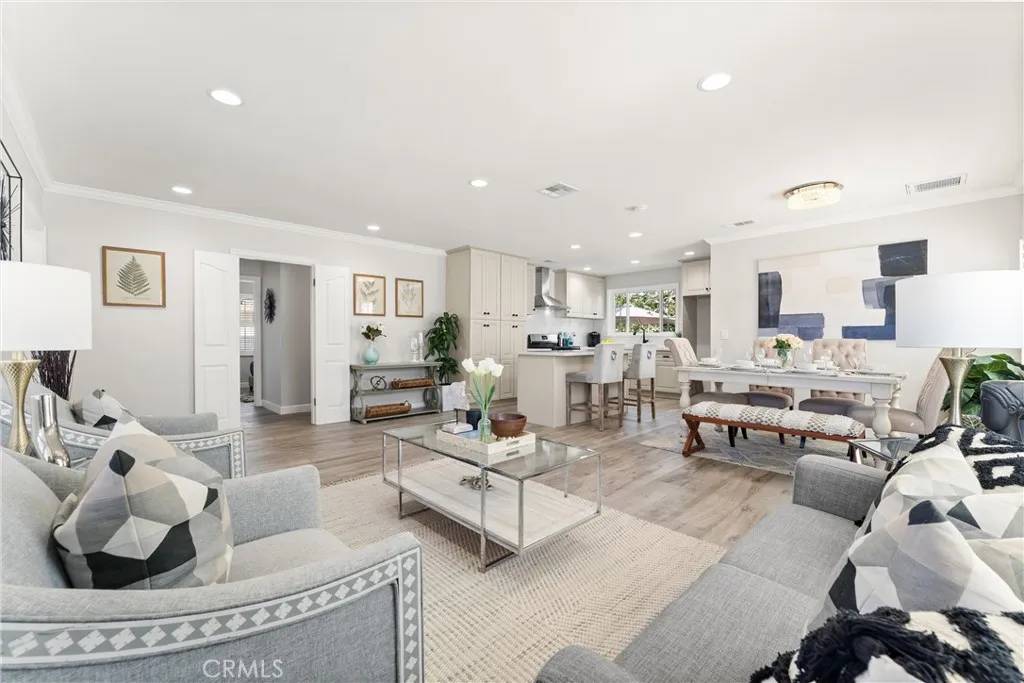 Long Beach, CA 90808,6557 E Walkerton Street