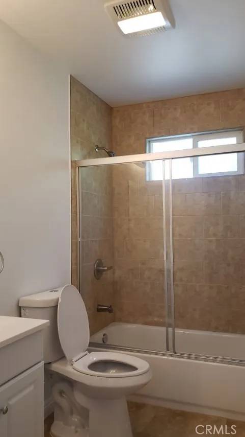 Los Angeles, CA 90047,2053 W FLORENCE Avenue