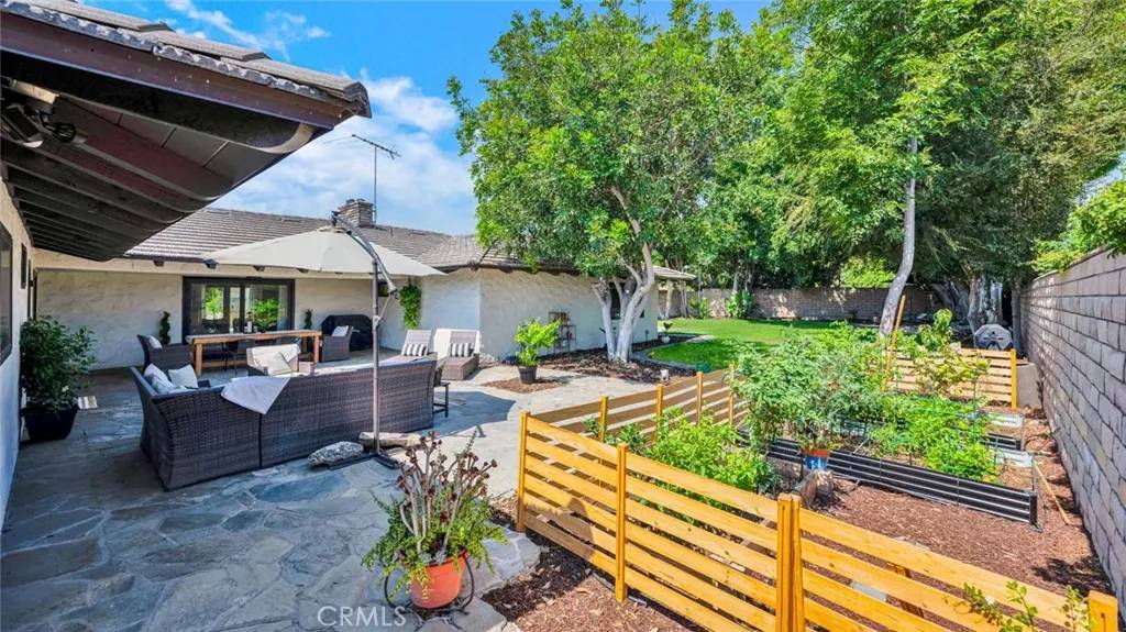 North Tustin, CA 92705,18201 Leafwood Lane