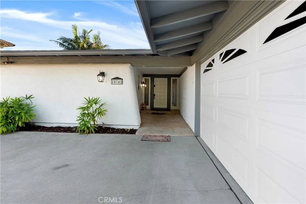 Mission Viejo, CA 92691,25742 Appian Way