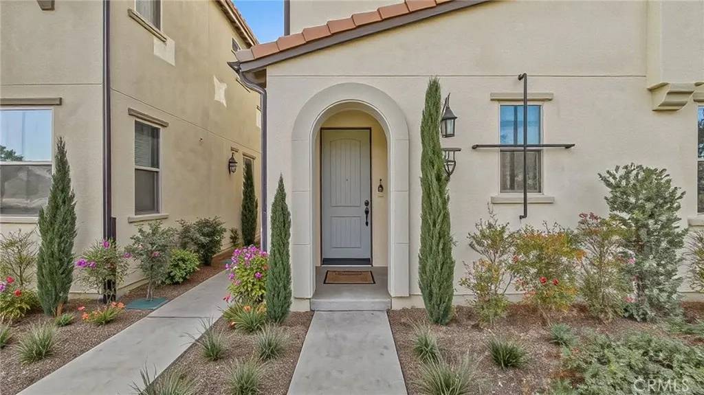 Chino, CA 91708,16122 Meadowhouse Avenue