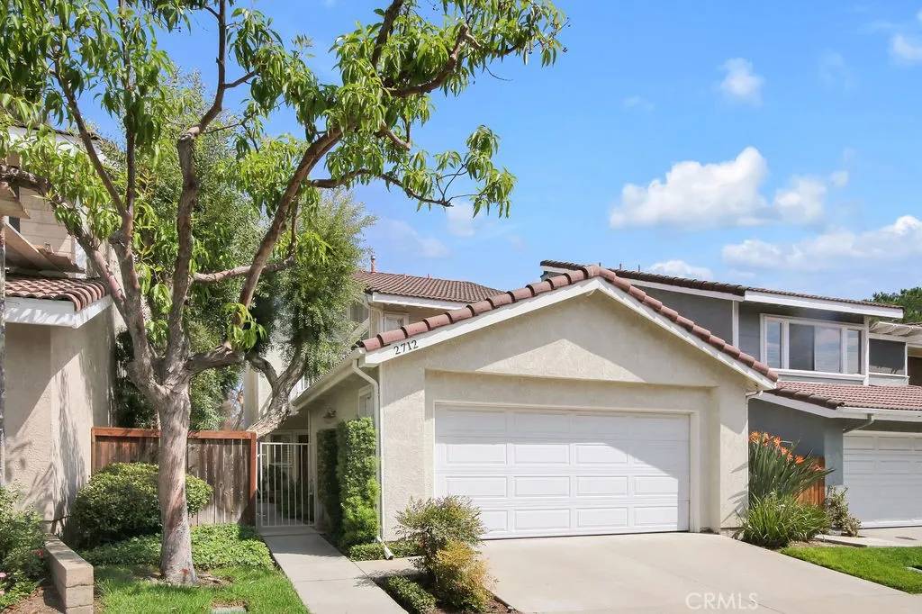 Fullerton, CA 92835,2712 Hickory Place
