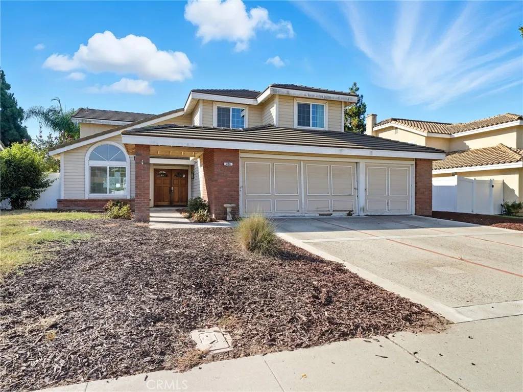 Camarillo, CA 93010,858 Calle Portilla