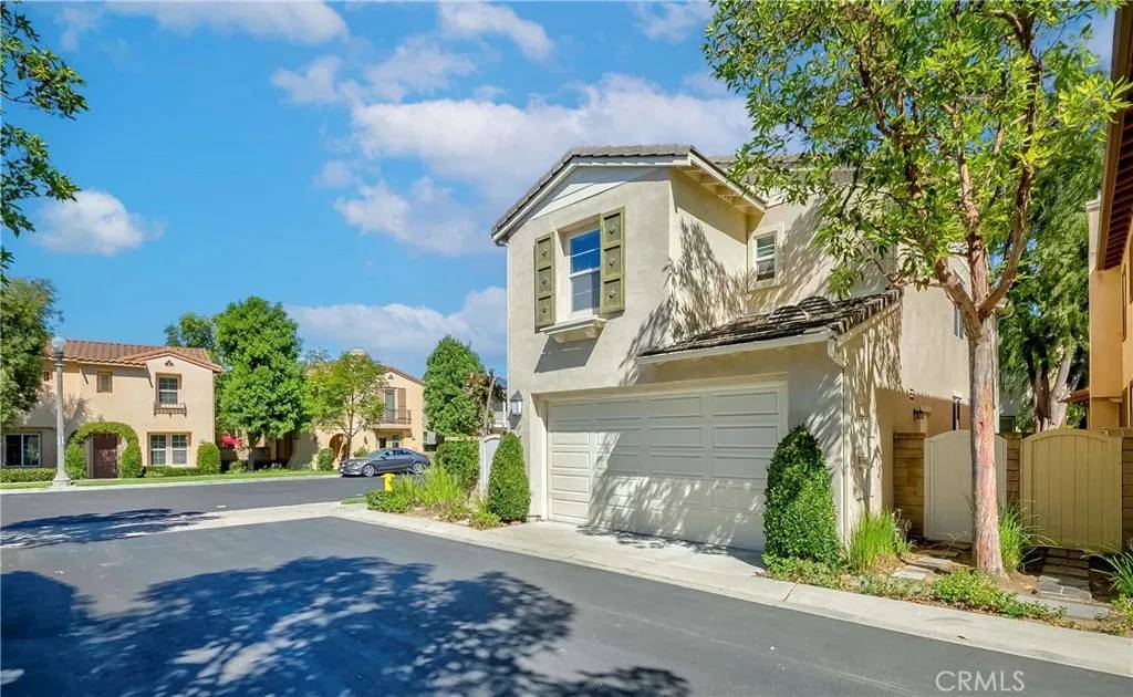 Irvine, CA 92603,67 Canopy