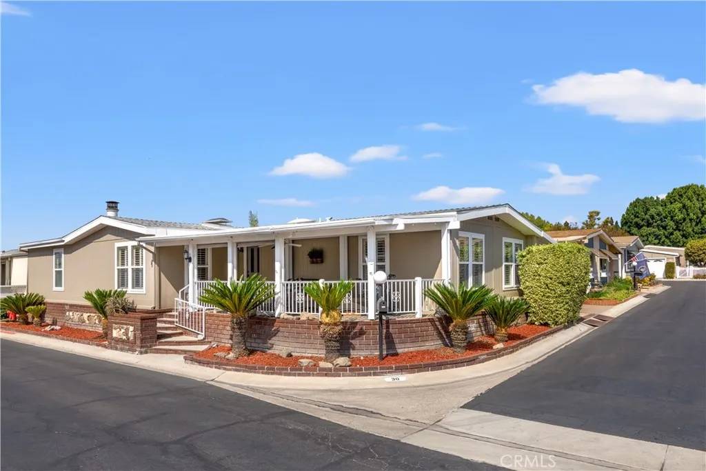 Irvine, CA 92620,5200 Irvine Blvd. Space 30