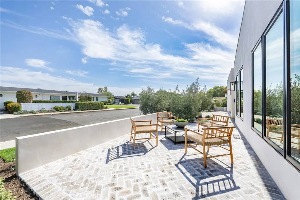 Corona Del Mar, CA 92625,707 Patolita