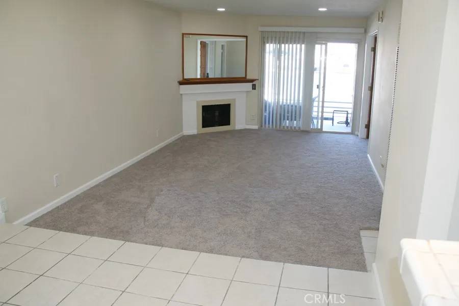 Huntington Beach, CA 92649,17140 Bluewater Lane #154
