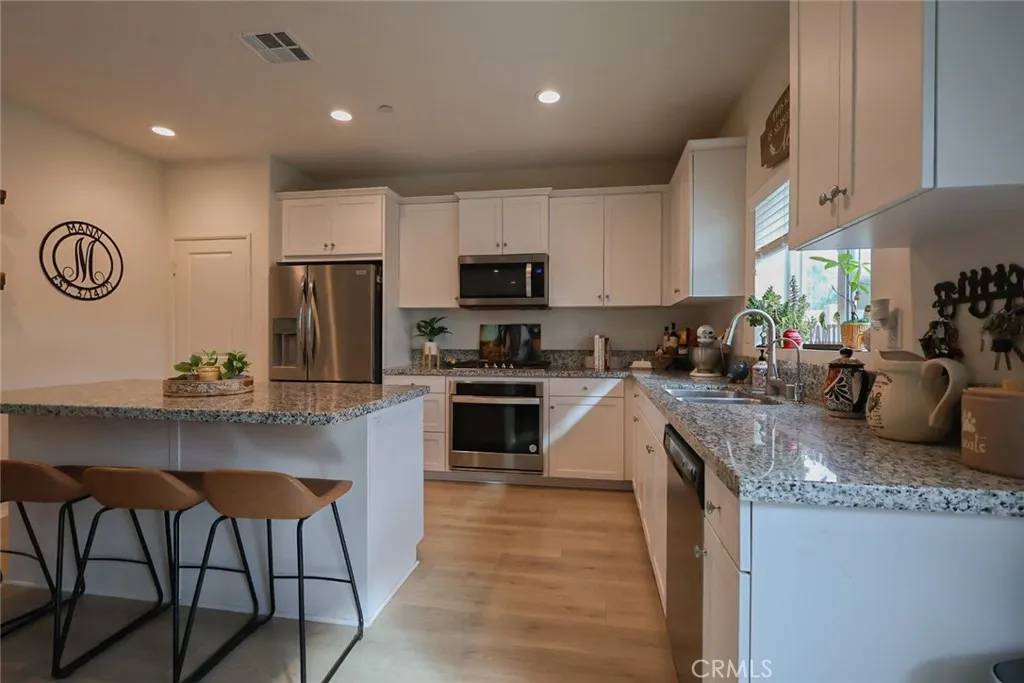 Menifee, CA 92587,24155 Dusty Trail