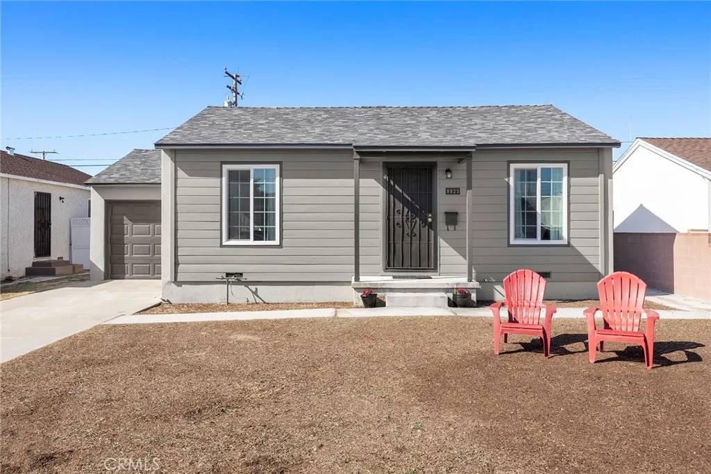 Downey, CA 90240,8925 Stamps