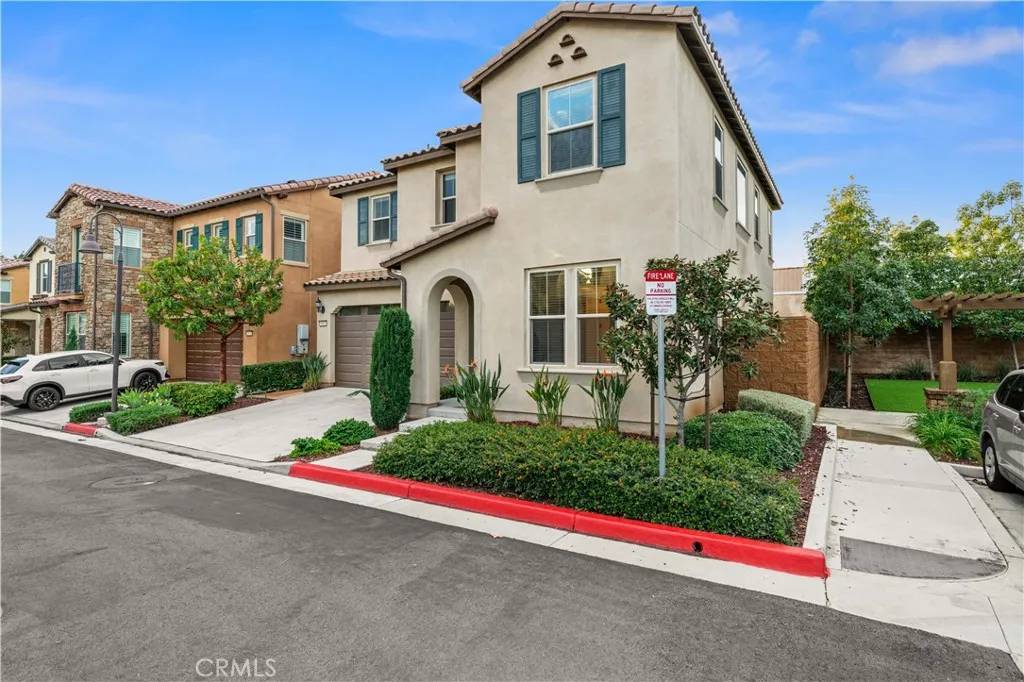 Yorba Linda, CA 92886,3811 Snapdragon Way