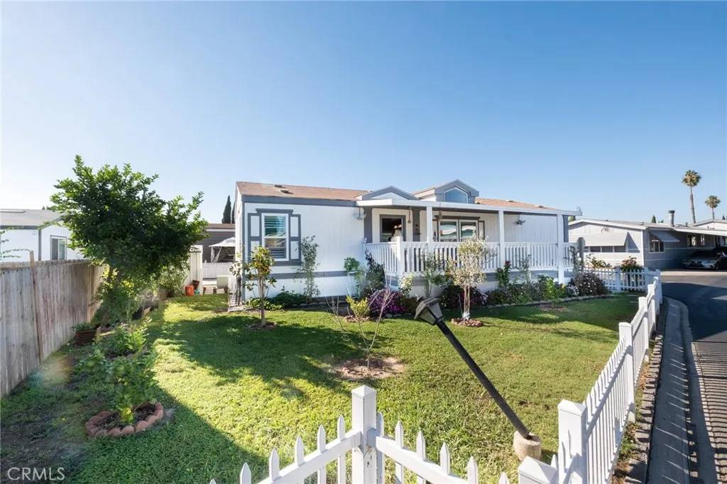 Midway City, CA 92655,8200 Bosa #92