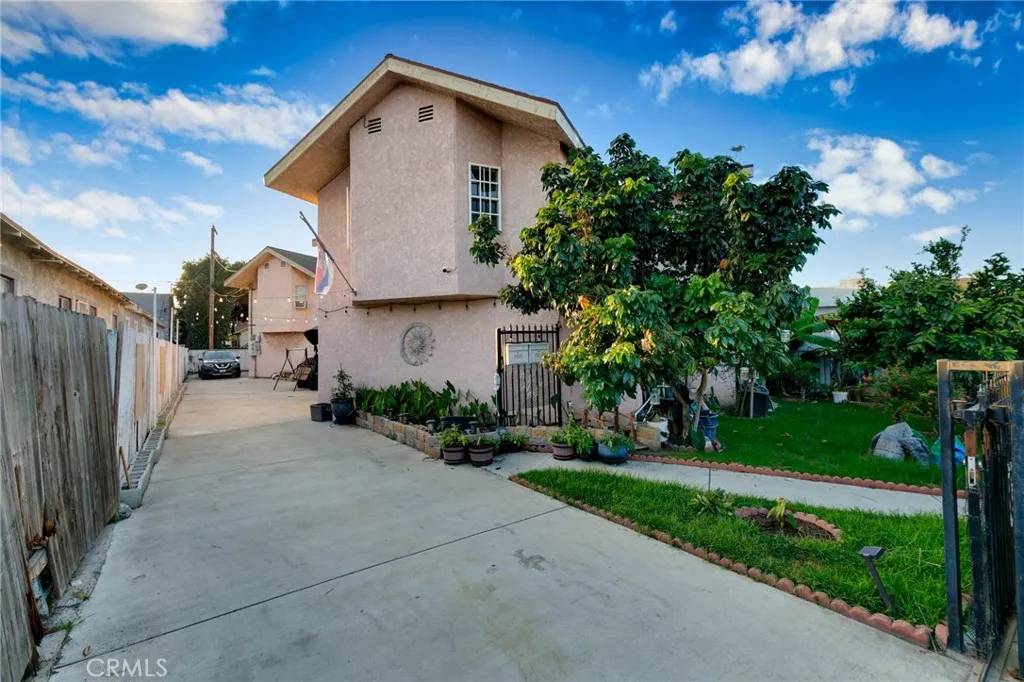 Long Beach, CA 90806,1935 Olive Ave