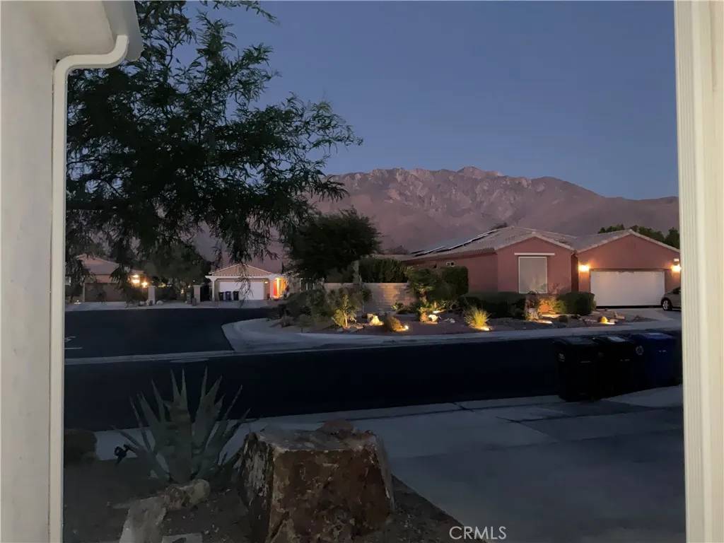 Palm Springs, CA 92262,2298 Savanna Way
