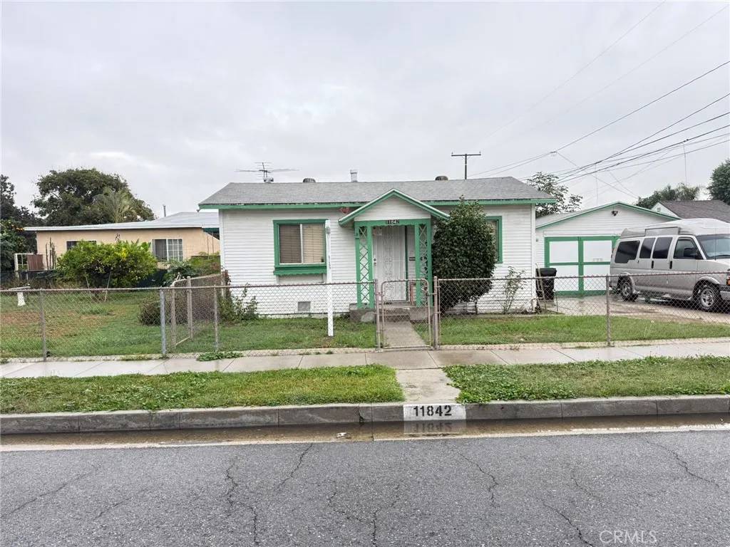 Norwalk, CA 90650,11842 Lindale Street