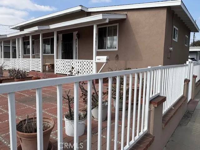 Long Beach, CA 90810,3661 Seabright