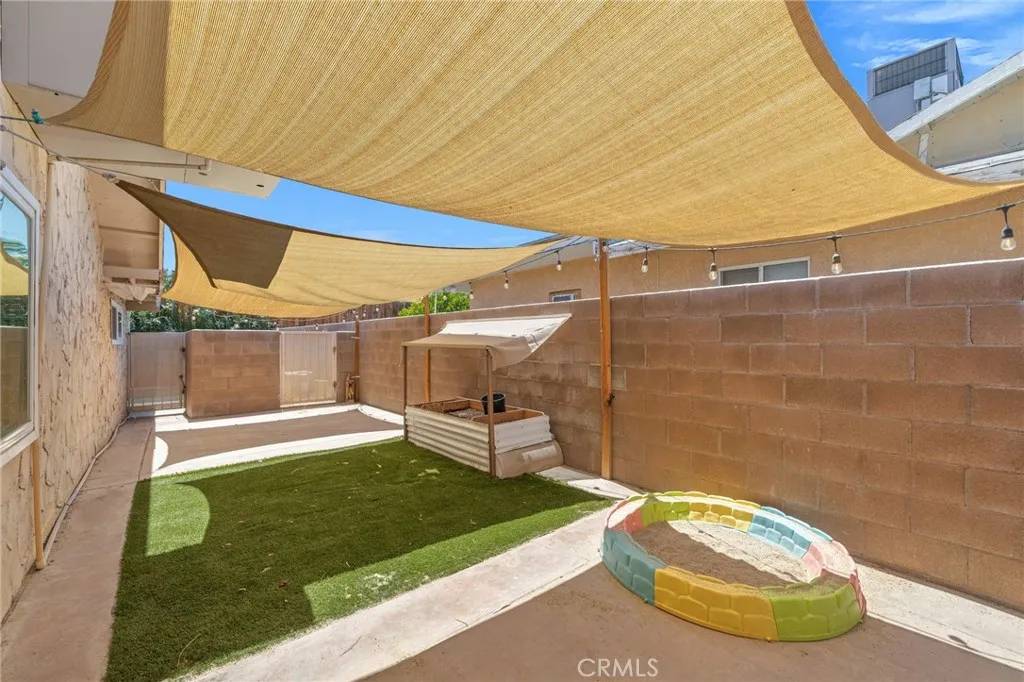 Palm Desert, CA 92211,42915 Wisconsin Avenue