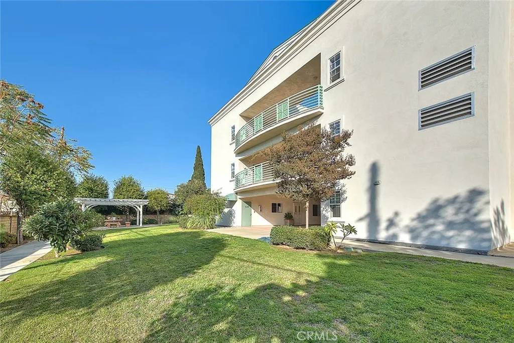Monterey Park, CA 91755,303 N Nicholson Avenue #108