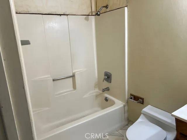 Montebello, CA 90640,724 S Taylor Avenue