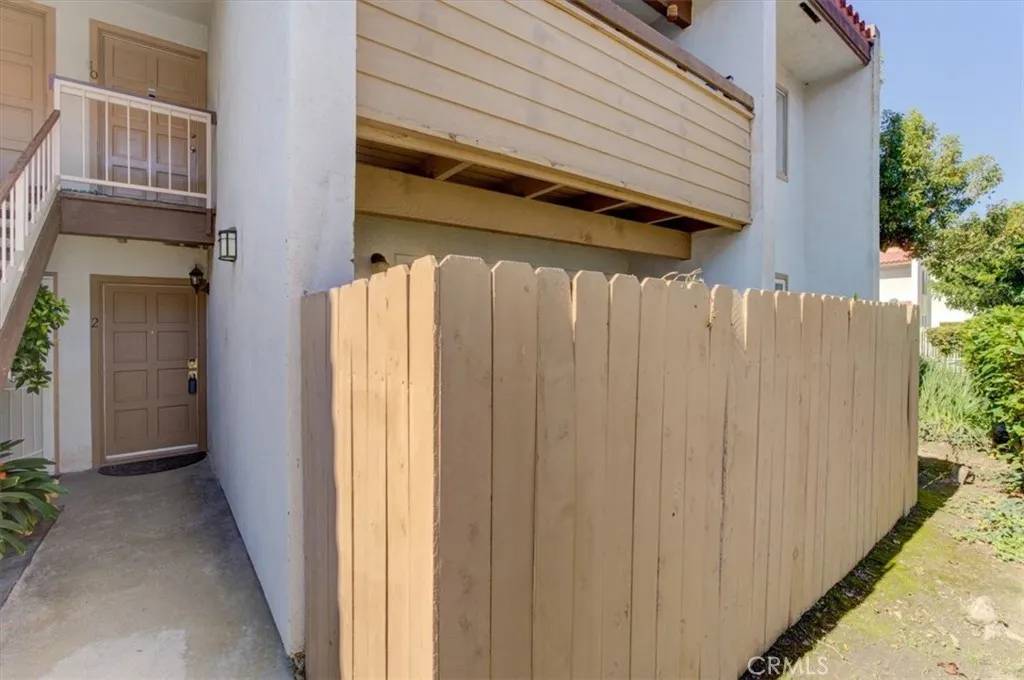 Santa Ana, CA 92704,2521 W Sunflower #H2