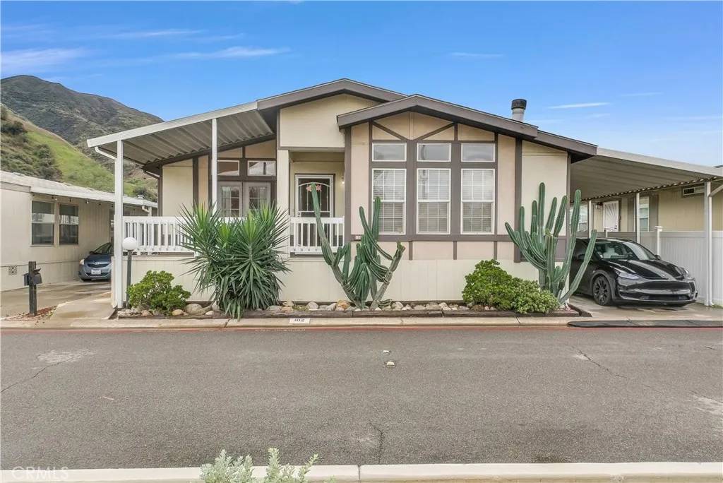 Corona, CA 92878,4901 Green River #102