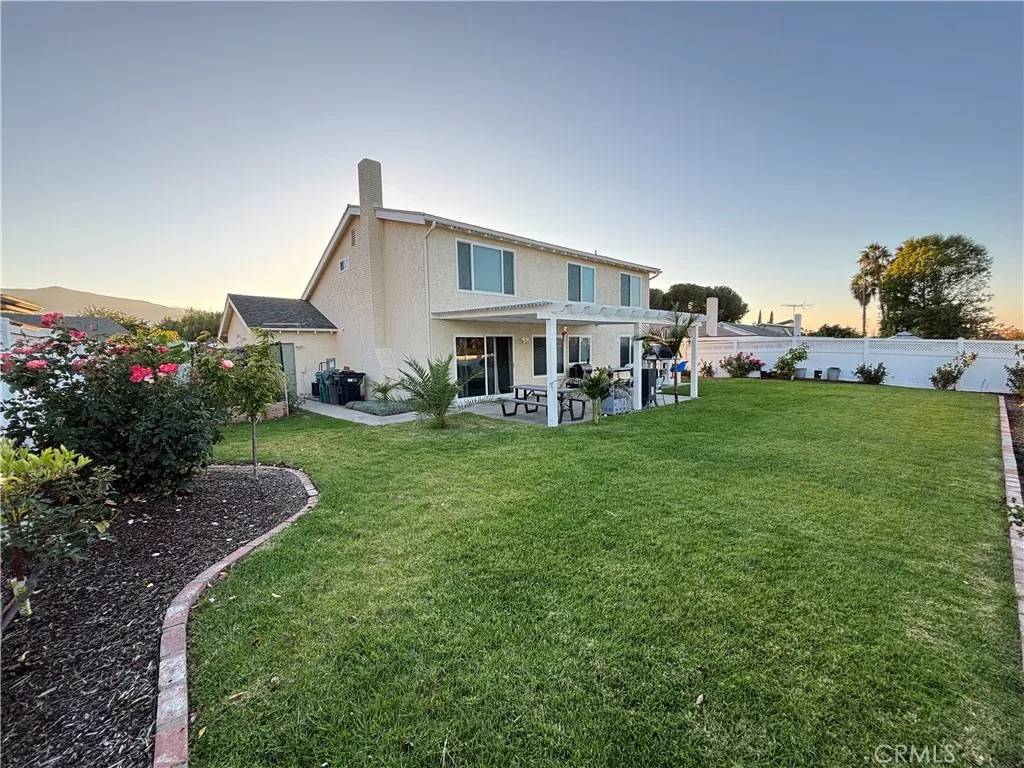 Corona, CA 92882,1127 Via Santiago