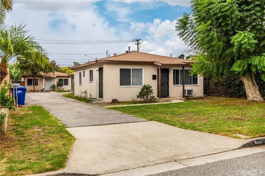 Monrovia, CA 91016,902 W Olive
