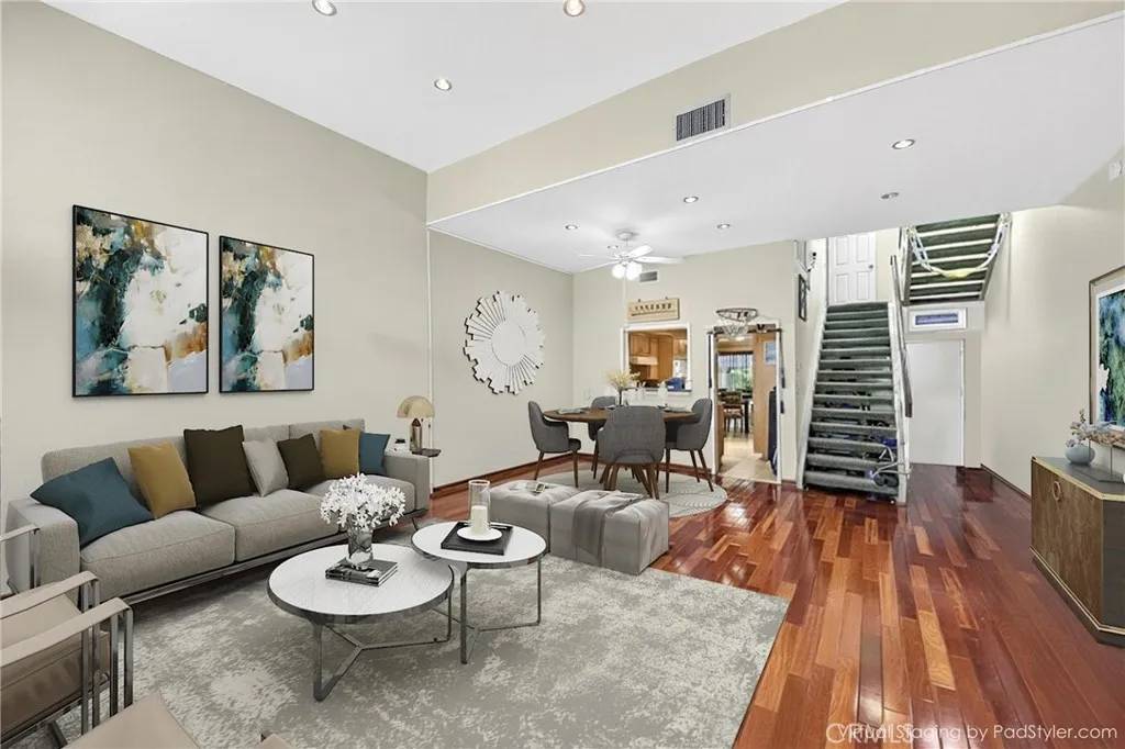 Los Angeles, CA 90020,421 S Van Ness #6