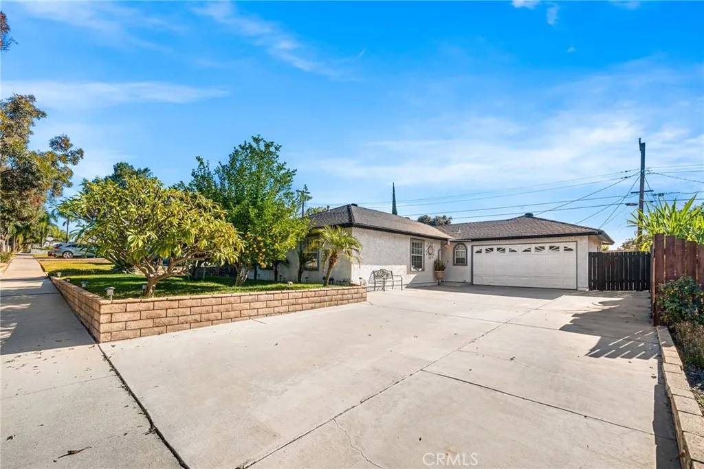 Riverside, CA 92504,8526 San Vicente