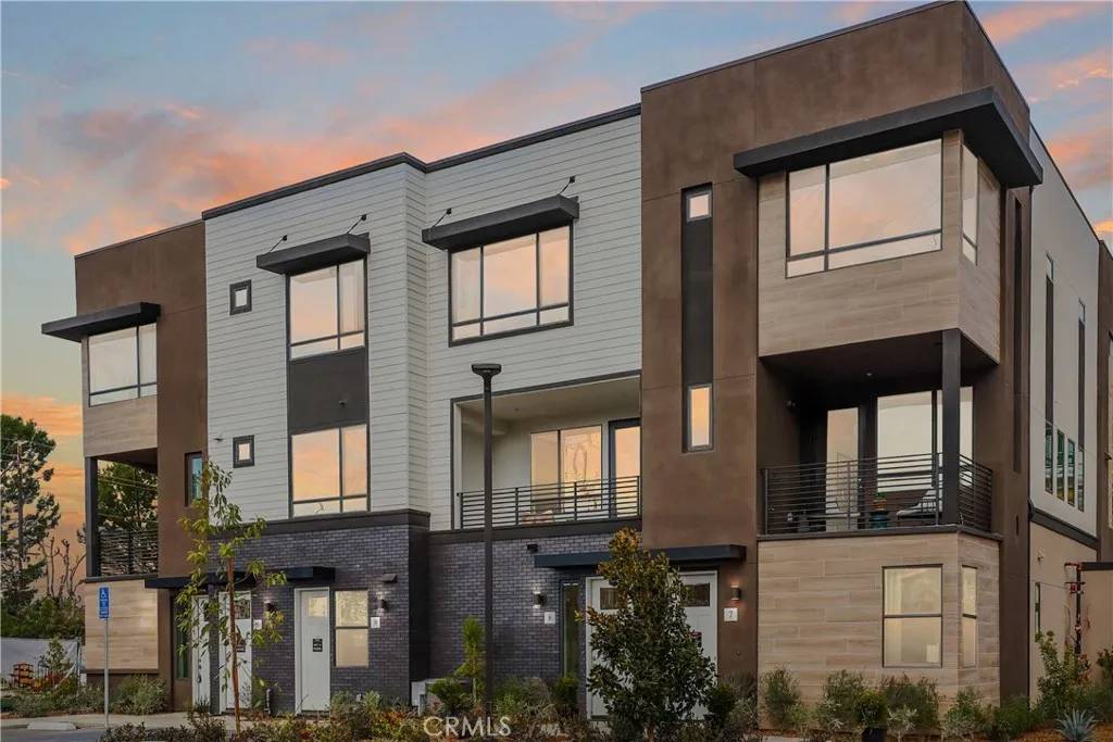 Stanton, CA 90680,52 Bigsby Drive