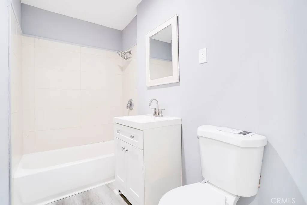 Paramount, CA 90723,13411 Downey Avenue