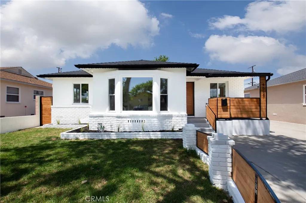 Lakewood, CA 90713,4527 Shadeway Road