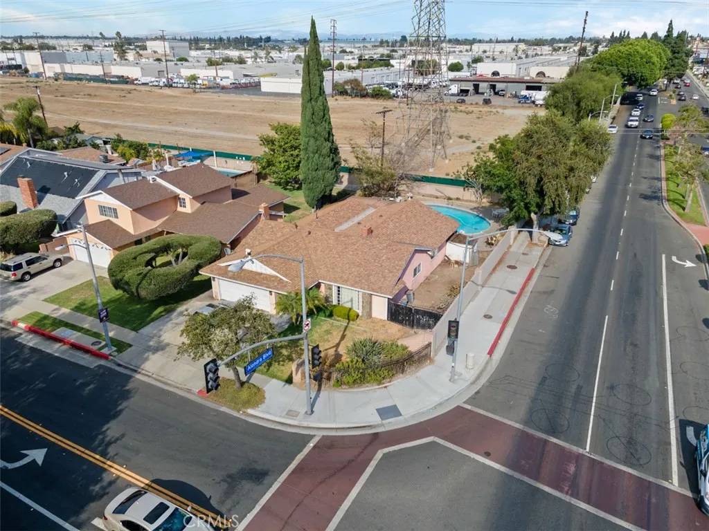 Paramount, CA 90723,15758 Gundry Avenue