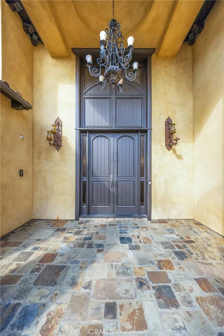 Downey, CA 90241,10419 Bellder Drive